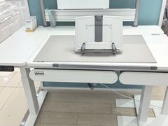 -康朴乐儿童学习桌椅(蓝色港湾店)