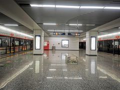 -盈丰路(地铁站)