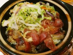 招牌腊味饭-广东煲仔饭