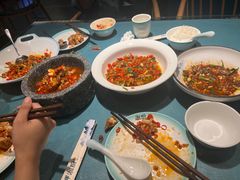-呷湘厨·鱼汤捞饭·剁椒鱼头·辣椒炒肉(国家会展中心店)