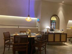 -来龙里 精致 东南亚餐室(万象城店)