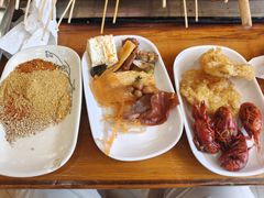 -哈尔滨小酒馆·鲜肉现穿自助烧烤(康新花园店)
