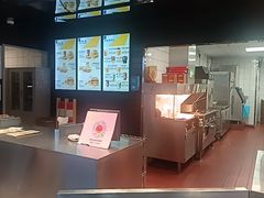 -麦当劳(西客站店)