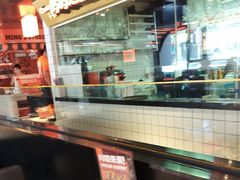 -鸣记脆皮烤鱼·海鲜烤鱼(三八广场店)