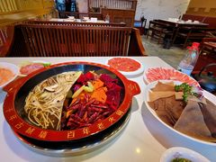-重庆古城墙火锅(贵阳店)