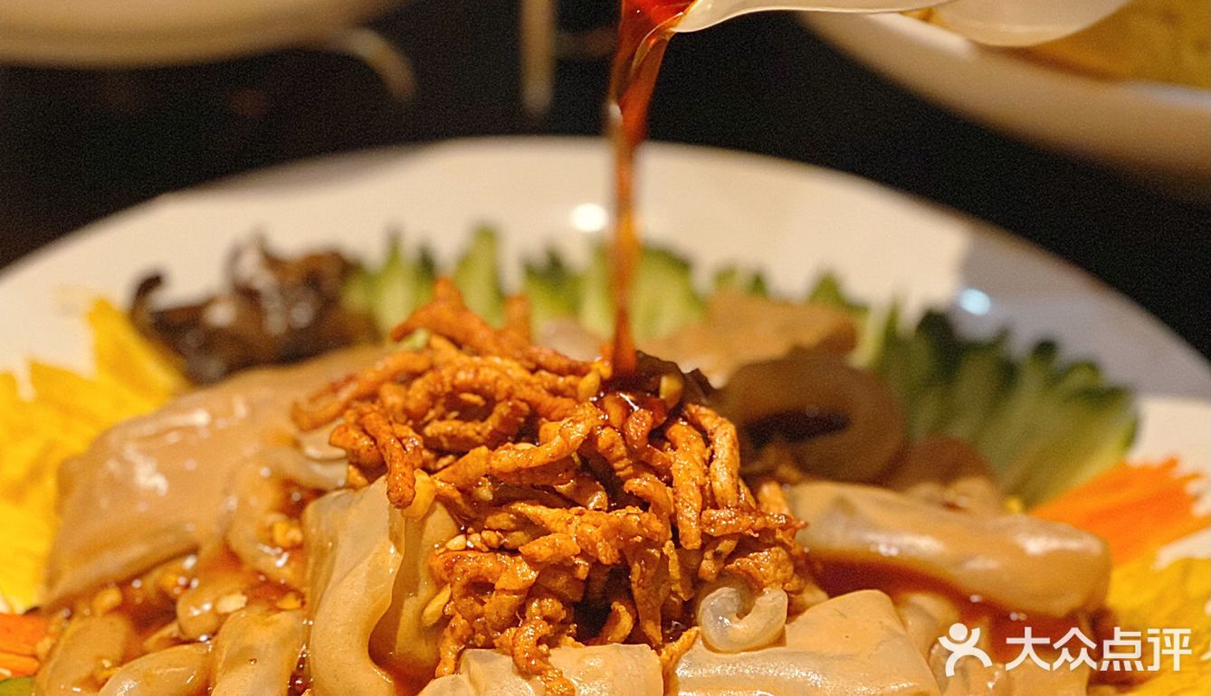这冻梨这东北菜嘎嘎香！小土豆秒到哈尔滨