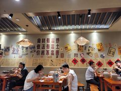 -蛮佬拾·乡里土菜馆(河西王府井店)