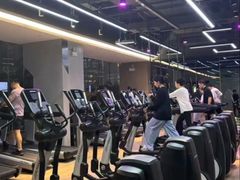 -威克健身游泳(万菱汇店)