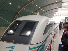 -龙阳路磁悬浮列车总站-停车场