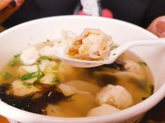 鱼丸虾肉馄饨-手劲鱼丸馄饨铺(哈一百店)