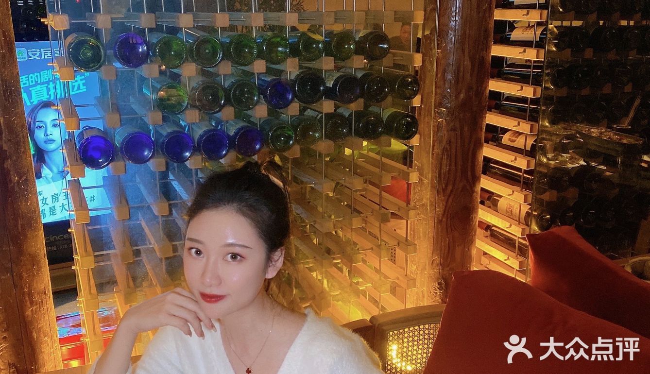 成都探店｜东南亚风情的不二餐吧