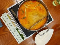 泰式冬阴功锅底-樾餐厅泰式海鲜火锅(民歌湖店)