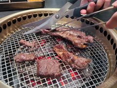 -铭牛烧肉·和牛海鲜自助(高新月牙湖店)