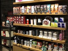 零售区-星巴克(广州动漫星城东区店)