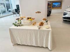 -小鹏汽车上海吴中路销售服务中心