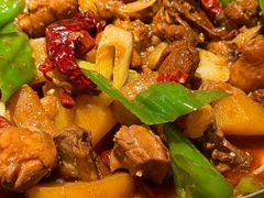 沙湾大盘鸡配皮带面-塔哈尔·新疆盛宴(奉贤龙湖店)