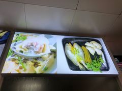 -顶巧鸡汤馄饨(虹口总店)