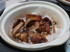 -郑猛记石岐鸽主题餐厅(长江店)