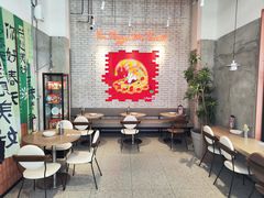 -必胜客(上海华谊新所店)