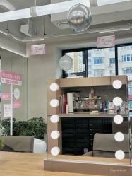 -Z.X HAIR SALON张新美业
