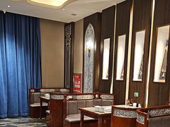 -哈啾嗨·新概念蒙餐(红星新城店)