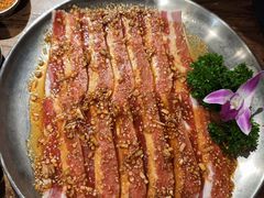 -明洞阿姨·韩式酱蟹烤肉·创意料理(三元桥店)