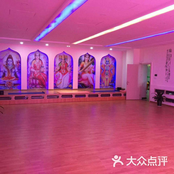 菲瑞健身俱乐部(华夏店)团购图片图片