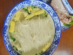 白汤面-孙盛兴奥灶面馆·蟹黄面·三虾面(山塘街总店)