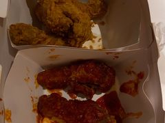 -BHC炸鸡(明洞总店)