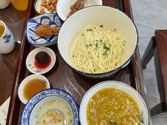 -百年老字号·观振兴蟹黄面·三虾面·苏式面(观前街富仁坊巷店)