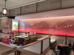 -海底捞火锅(中商百货夜宵主题店)