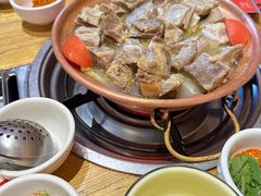 -阿婆情腊排骨火锅(金虹路店)