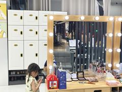 -企鹅照相馆(岗顶天娱店)