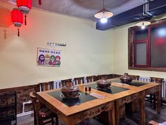 -果松木炭酸菜铜火锅·外婆参鸡汤