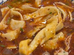 -八百里牛肉汤(盖饭·锅贴·万象城店)