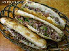 三个人的驴肉火烧＝）-王胖子驴肉火烧(鼓楼店)
