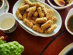 -鲁朗纳麦石锅鸡庄园