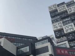 -资和信百货商场