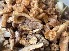 -东巴谷野生菌火锅餐厅