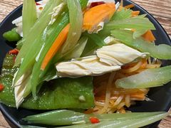 -平娃三宝烧烤·面食(南小街店)