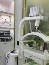 -苗医生0感科技祛痘