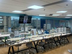 -优视觉视光中心•青少年近视防控(新世界中心写字楼店)