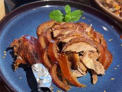 -青年公社烤鸭(肇嘉浜路店)