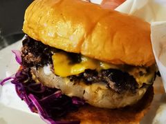 -TRIPS BURGER(大钟寺店)