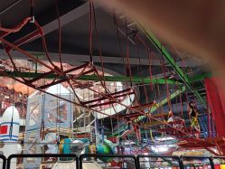 点击看大图 -嗨翻Hi-Fun竞技主题乐园·蹦床团建生日聚会(五棵松华熙店)