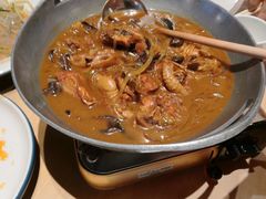 小鸡炖蘑菇-关东小磨东北菜(上海长风大悦城店)