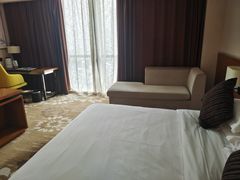 -武汉武昌站街道口华美达安可酒店
