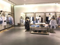 -URBAN REVIVO(佛山南海万达广场店)