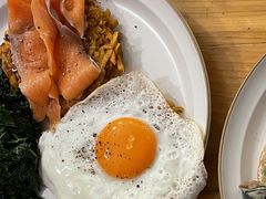 三文鱼红薯饼-Egg•Allday Brunch(襄阳北路店)