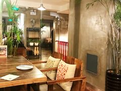 -HIGH FIVE哈福手工汉堡(桂林路店)